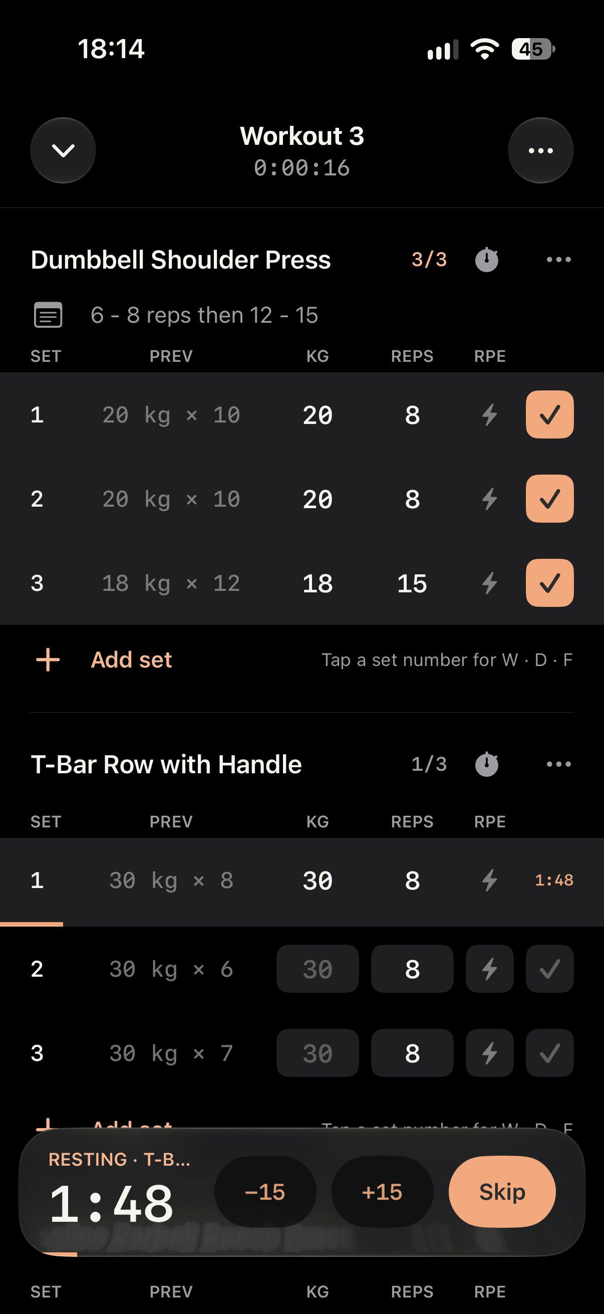 Active workout with the rest timer running